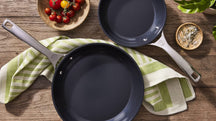 Le Creuset Koekenpan Essential Non-Stick Ceramic - ø 30 cm - keramische anti-aanbaklaag