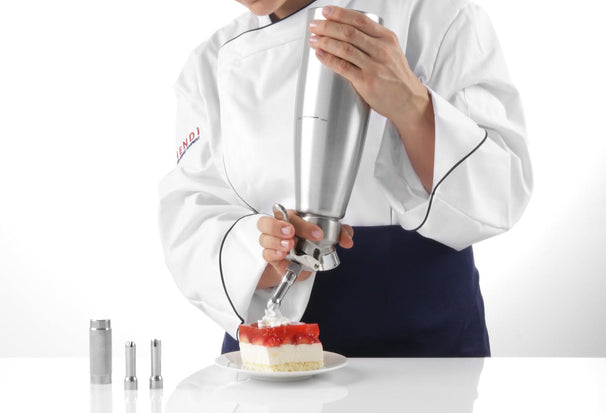 Hendi Slagroomspuit RVS 500 ml + Slagroompatronen 10 Stuks