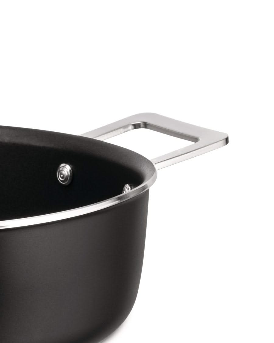 Alessi Braadpan Pots&Pans - AJM102/24 B - Zwart - ø 24 cm / 3.4 liter - door Jasper Morrison