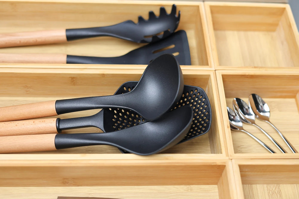 Cookinglife Keukengerei set - Kookgerei set - hout zwart 4 delig - Schuimspaan, soeplepel, bakspaan & opscheplepel