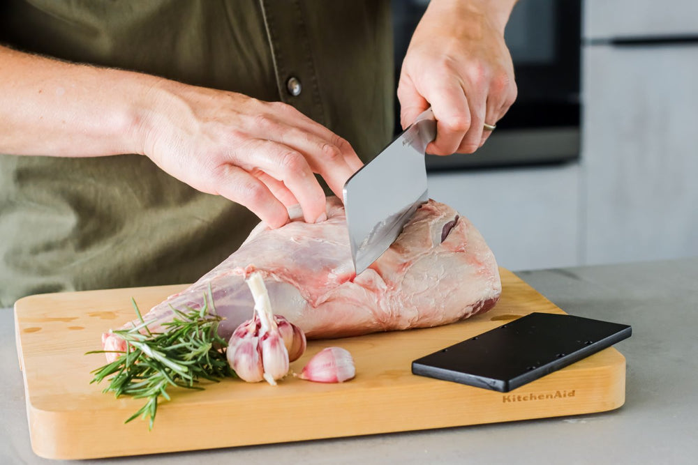 KitchenAid Hakmes Gourmet 15 cm + Gratis mesbeschermer