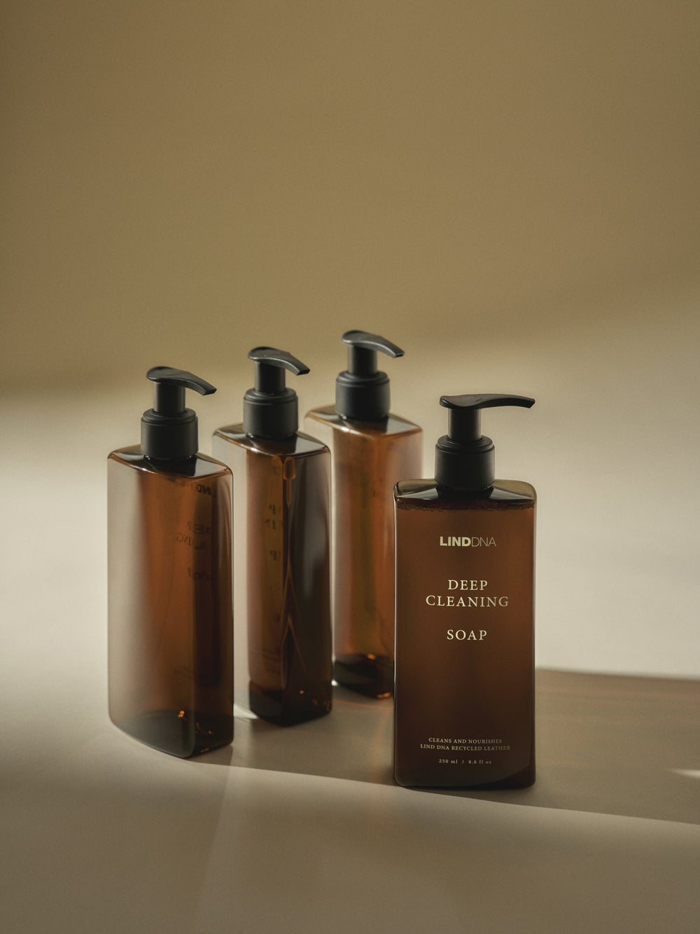 LIND DNA Reinigingsmiddel voor Placemats & Onderzetters - Deep Cleaning Soap - 250 ml