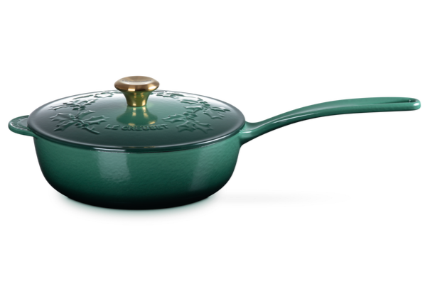 Le Creuset Sauspan Gietijzer - Goudkleurig Knop - Holly Christmas - Artichaut Groen -  ø 21 cm / 2 Liter