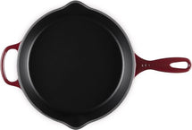 Le Creuset Skillet Signature - Garnet - ø 23 cm - geëmailleerde anti-aanbaklaag