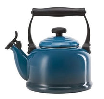 Le Creuset Fluitketel Tradition - Deap Teal - 2.1 liter - inductie geschikt -