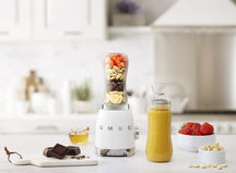 SMEG Smoothie Blender - compact - Wit - 600 ml - PBF01WHEU