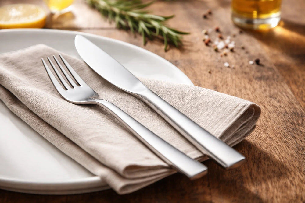 WMF Visbestekset Nuova 12-delig - Inclusief GRATIS  Cookinglife Peper- en Zoutmolenset