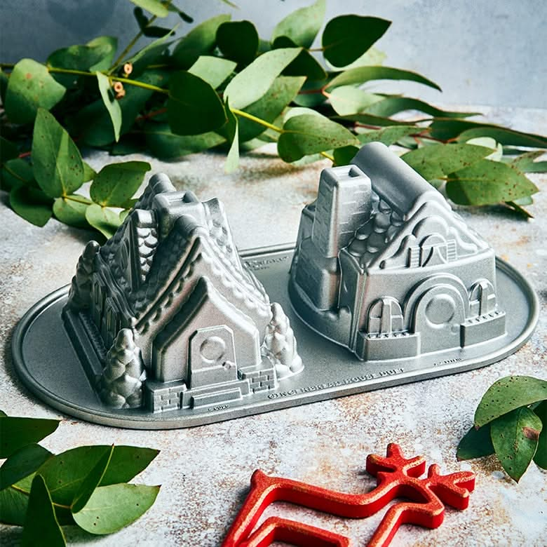 Nordic Ware Bakvorm Gingerbread House Duet Zilver - 2 stuks