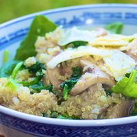 Quinoa salade met spinazie